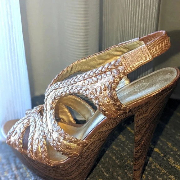 Jessica Simpson Women's Gold Platform Heels Size 7.5 Braided Ankle Strap - Picture 12 of 13